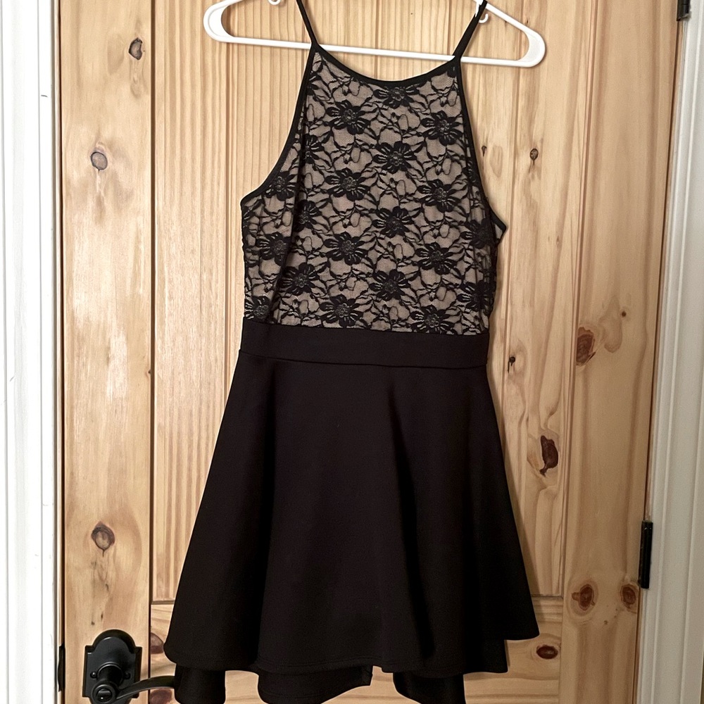 EUC Juniors Emerald Sundae Size 9 Skater Dress